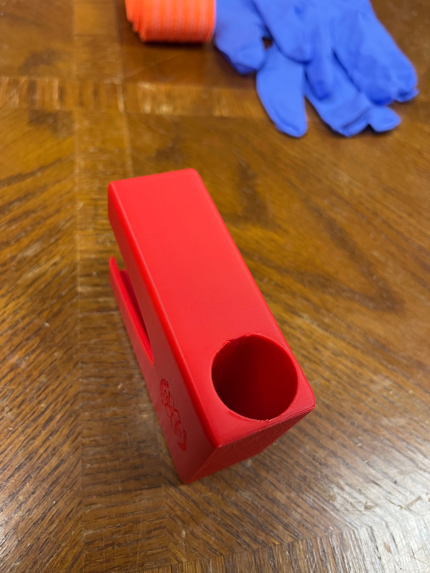 Wall Mounted Slishman/Gloves holder